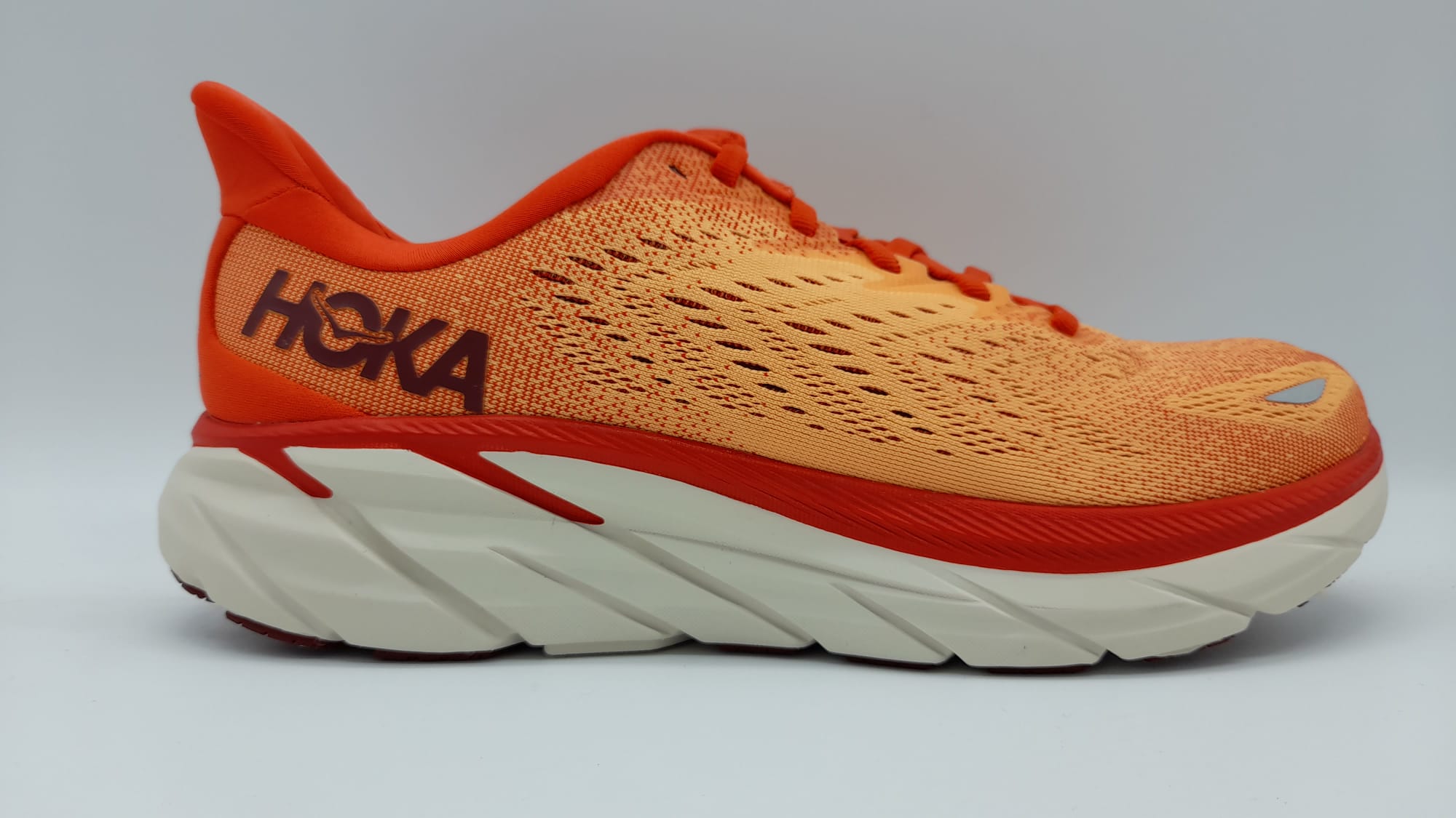 HOKA ONE ONE CLIFTON 8 - RiosRunning