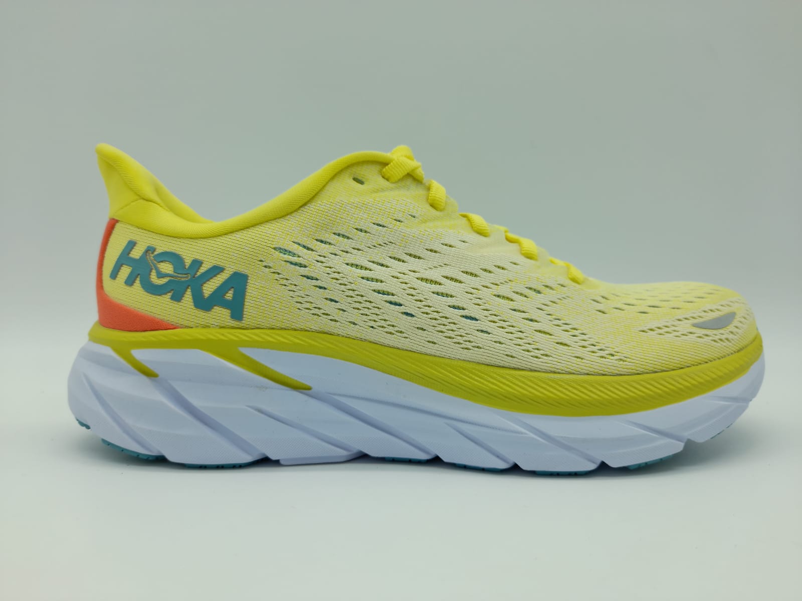 HOKA ONE ONE CLIFTON 8 - RiosRunning