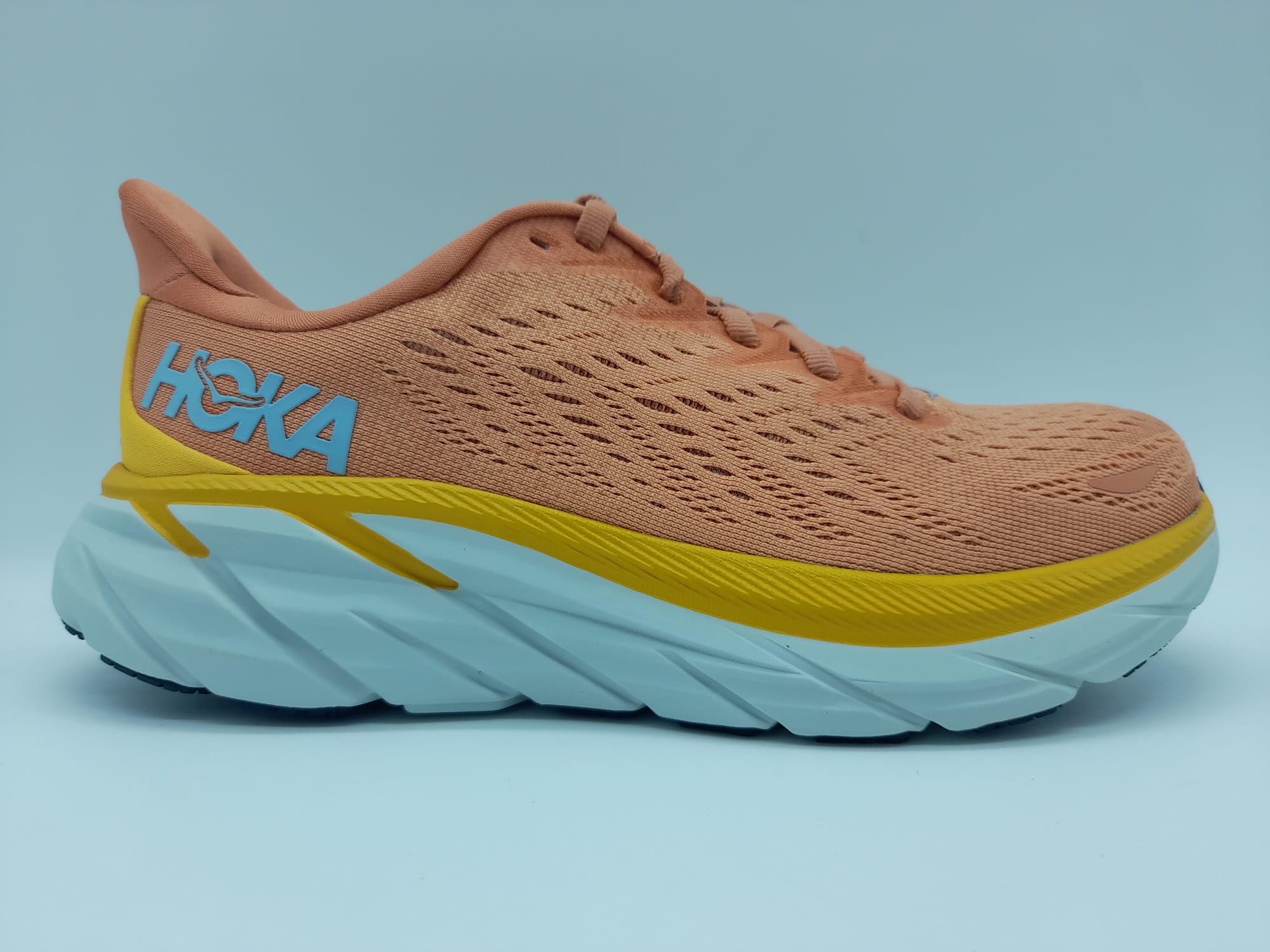 HOKA ONE ONE CLIFTON 8 - RiosRunning