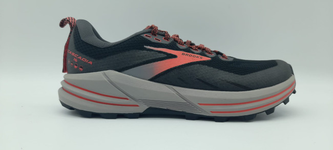 CASCADIA 16 W GTX