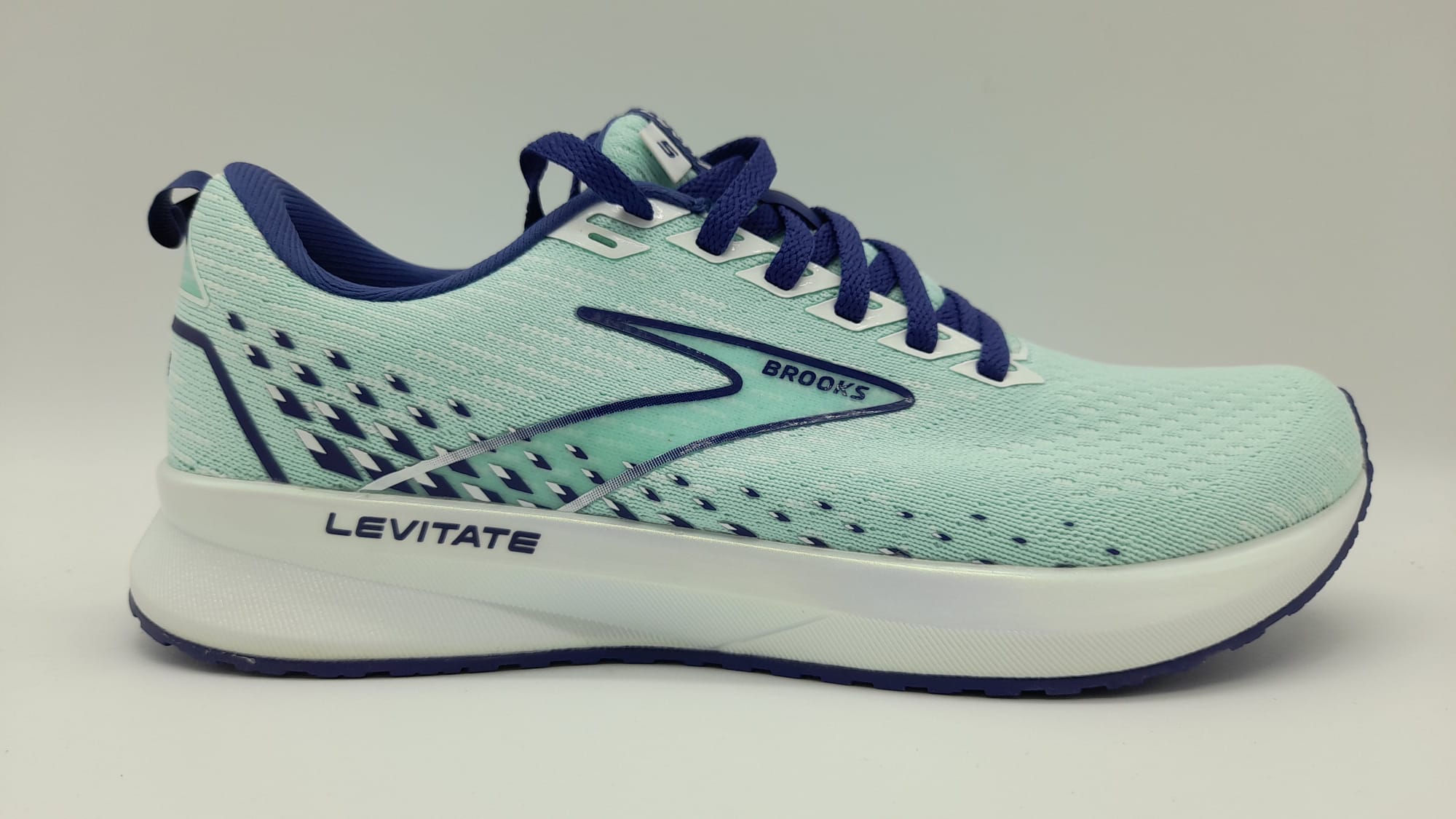 BROOKS LEVITATE 5 running mujer baratas ofertas outlet en RiosRunning