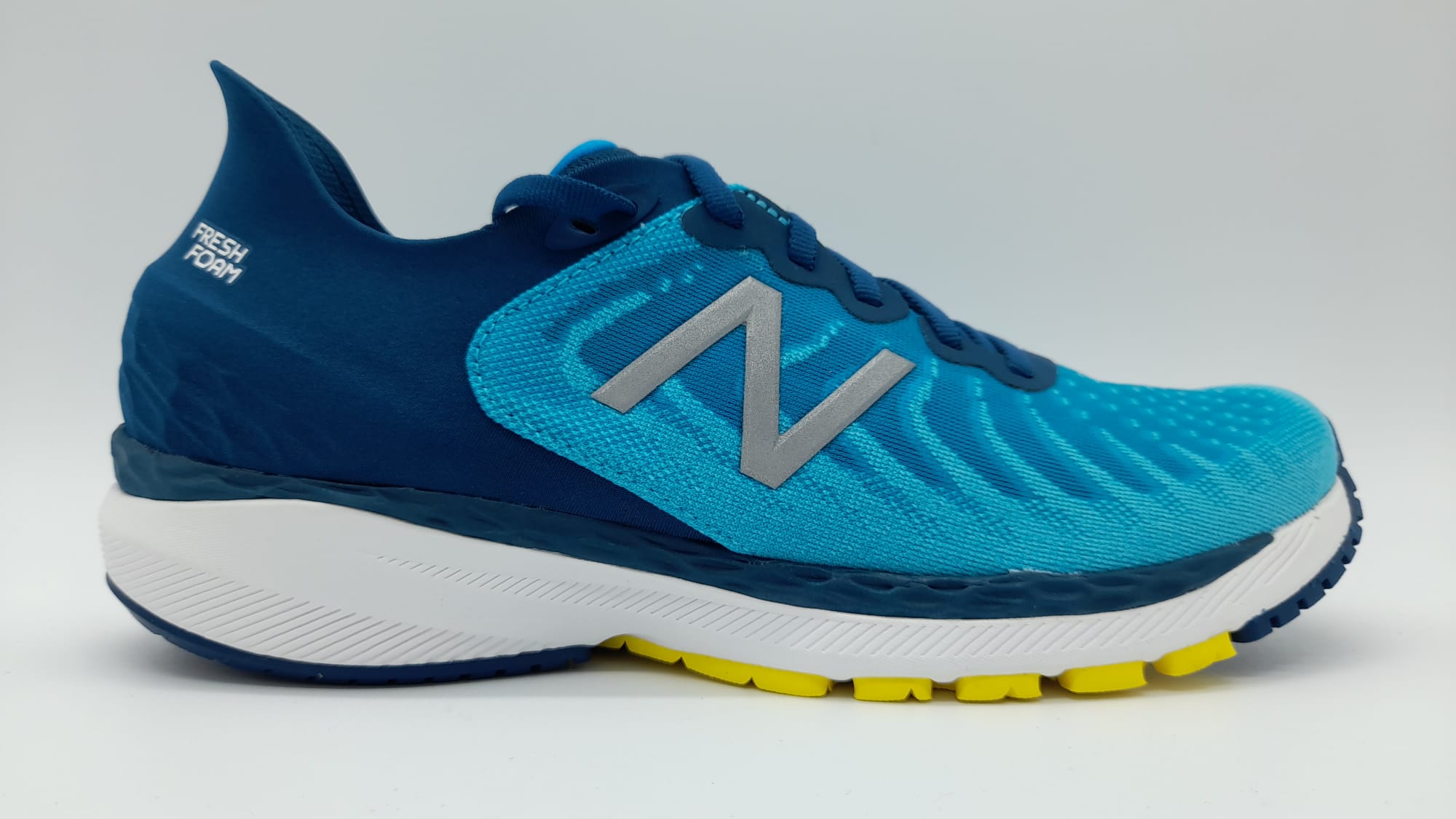 Precios de NEW BALANCE FRESH FOAM 860 V11 baratas ofertas comprar online y outlet en RiosRunning