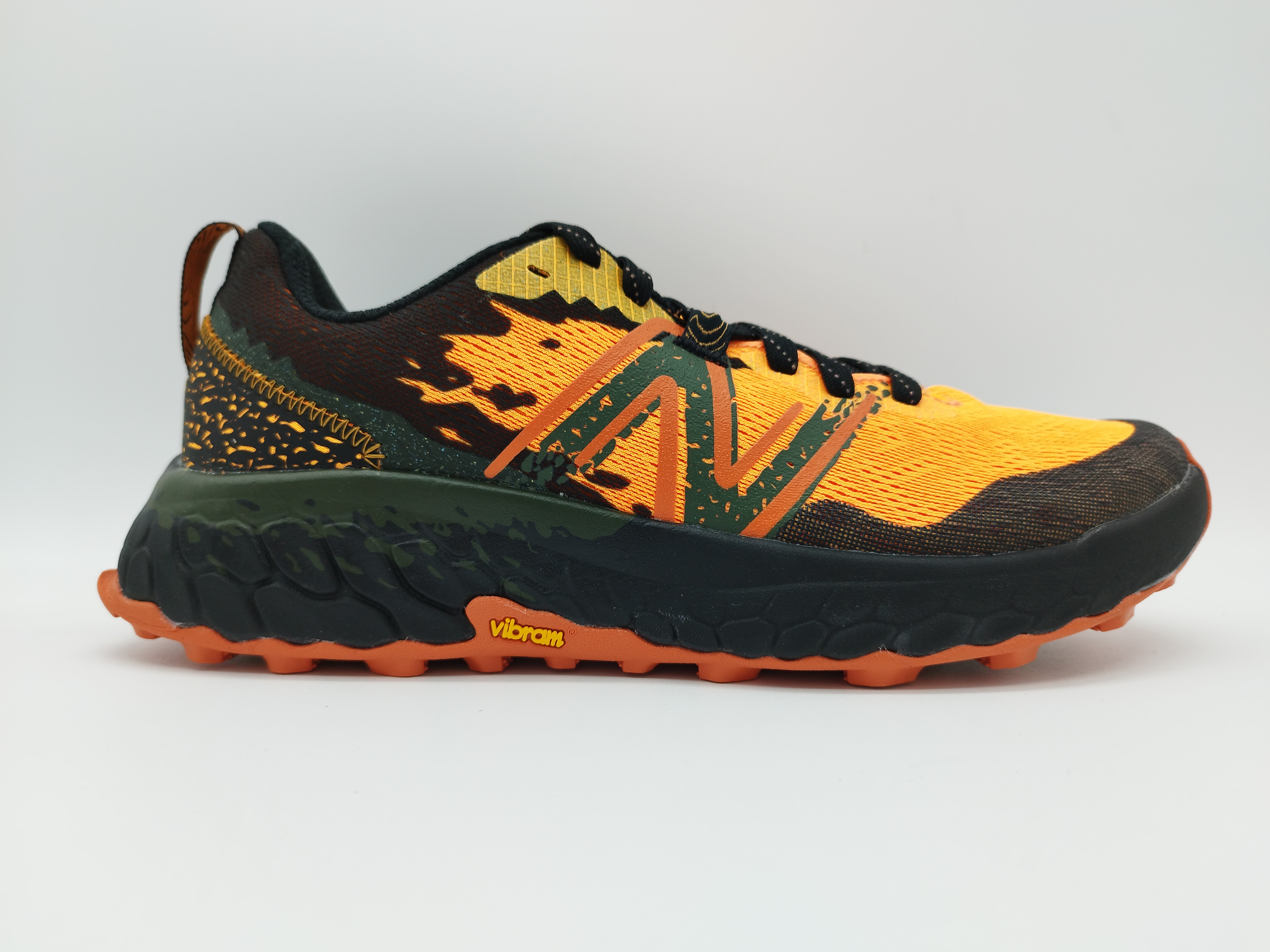 ZAPATILLA TRAIL RUNNING HOMBRE/OUTLET NEW BALANCE MTHIER V7