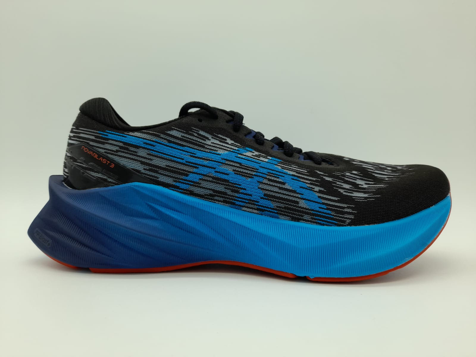 ASICS NOVABLAST 3 - RiosRunning