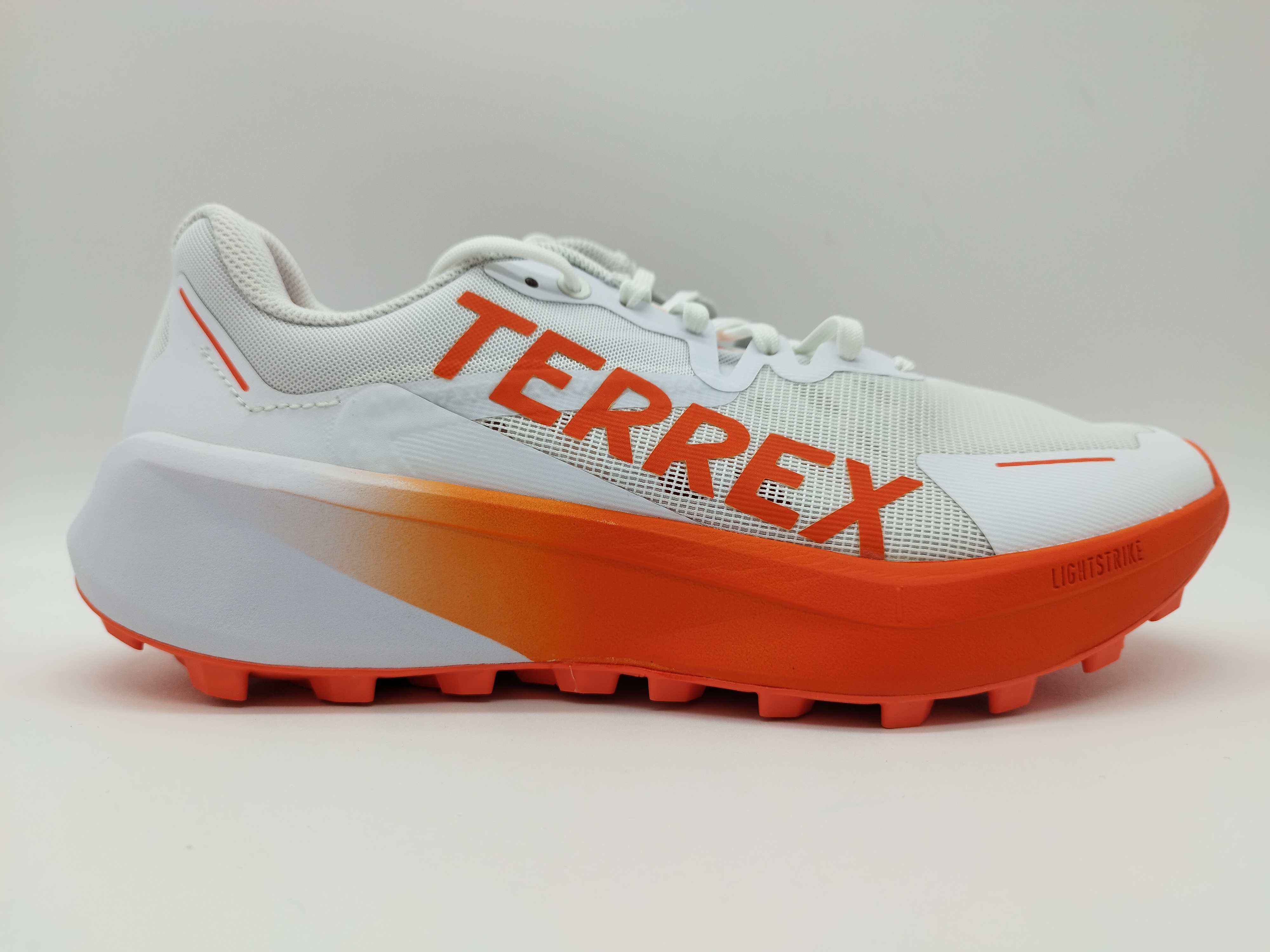 ADIDAS TERREX AGRAVIC 3 - RiosRunning