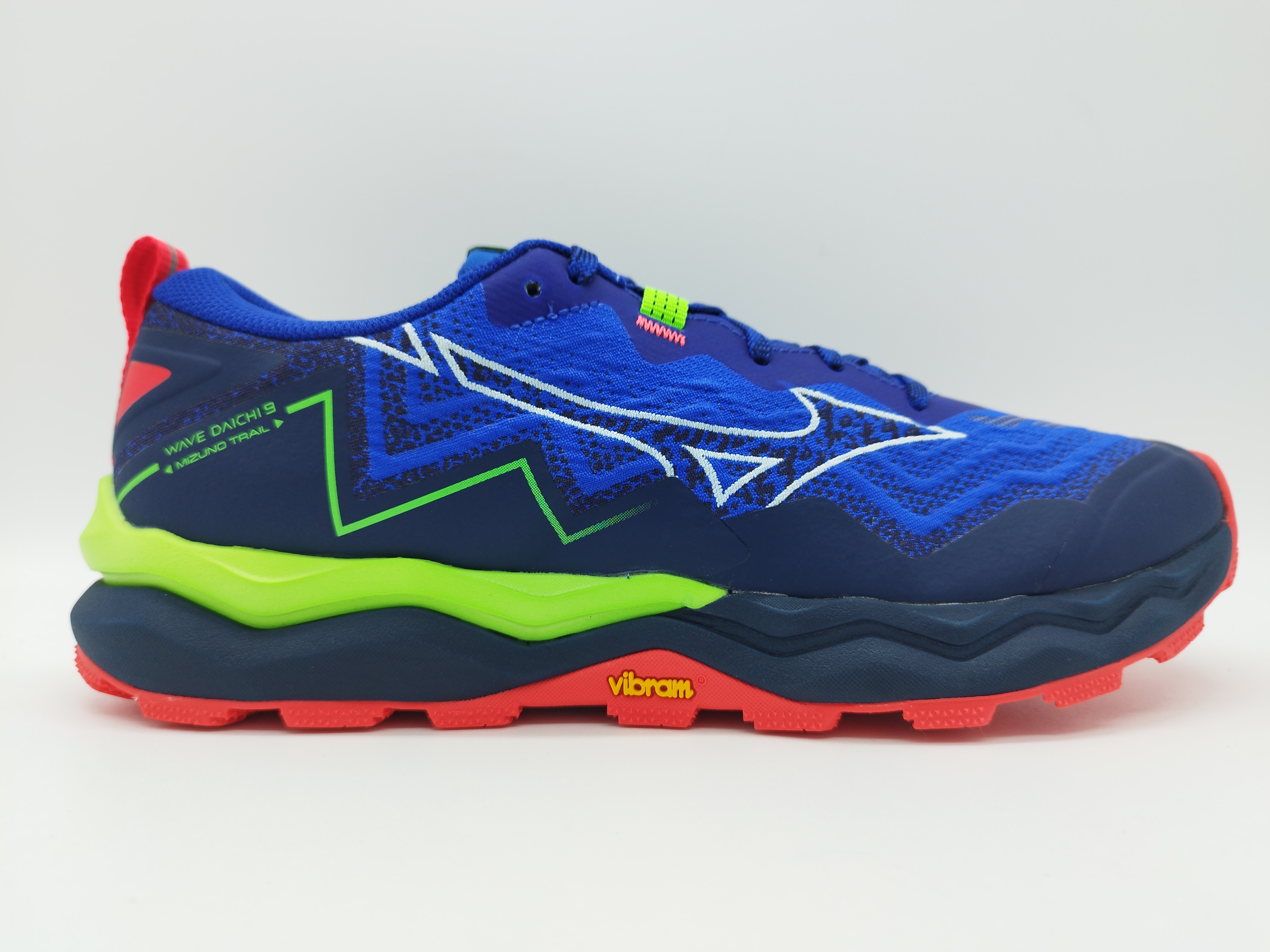 ZAPATILLA TRAIL RUNNING HOMBRE MIZUNO WAVE DAICHI 9