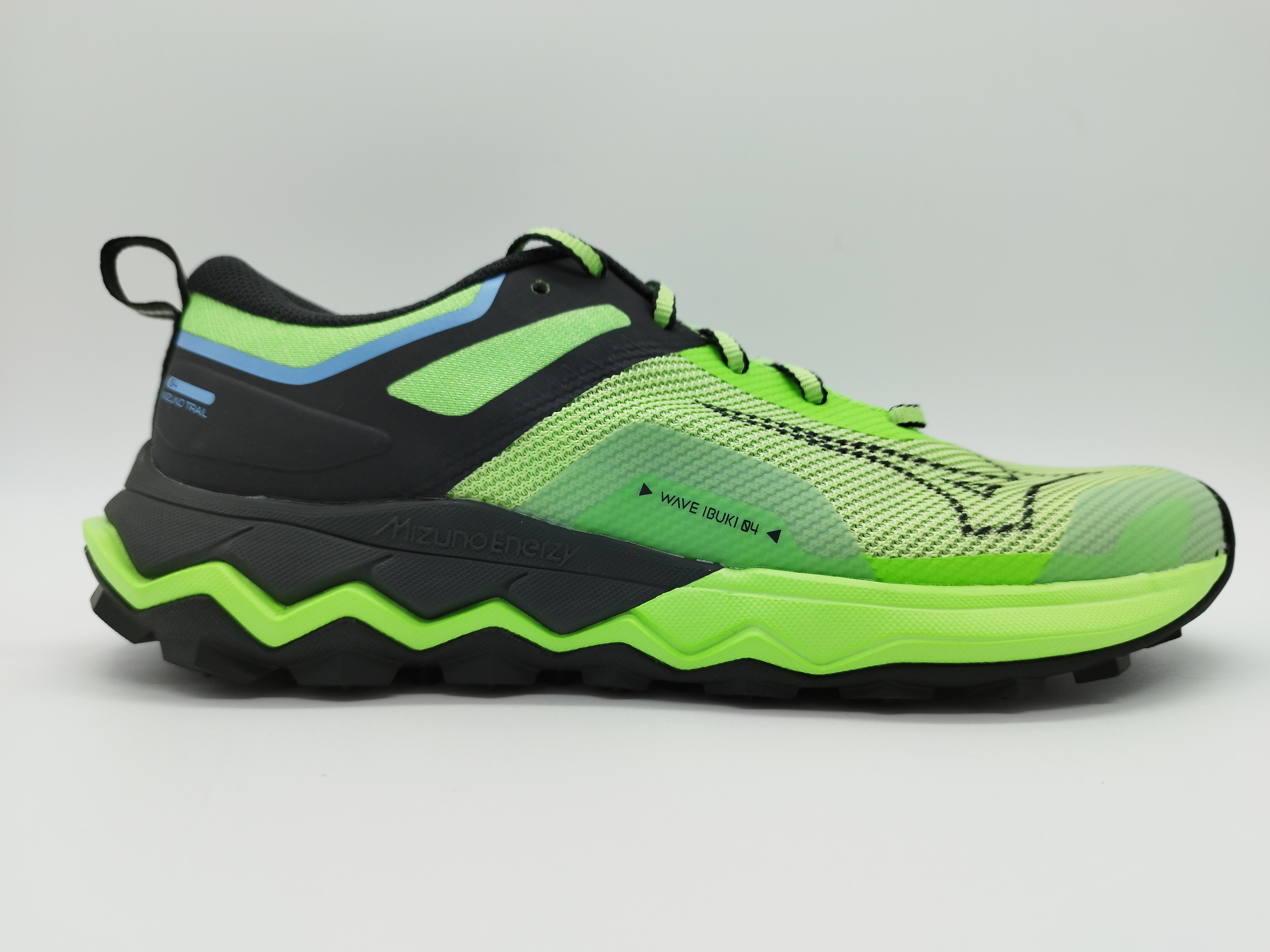 MIZUNO WAVE IBUKI 4 - RiosRunning