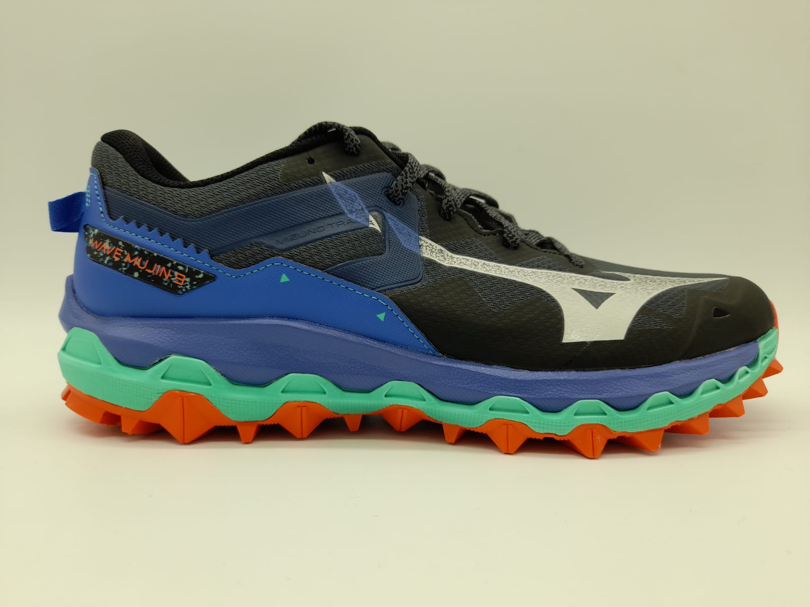 MIZUNO WAVE MUJIN 9 - RiosRunning