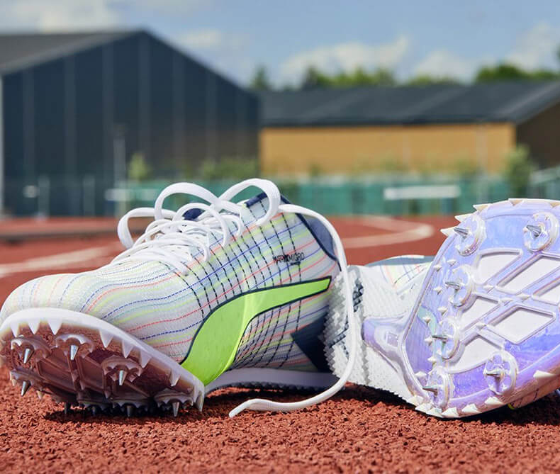 Zapatillas de clavos